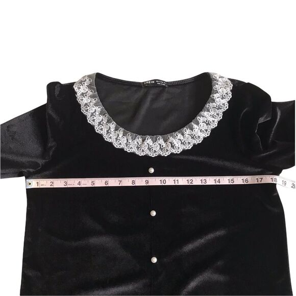 Shein Romantic Gothic Lace Trim and Pearls Velvet Long Sleeve Top Black Sz M (6) - Picture 8 of 14